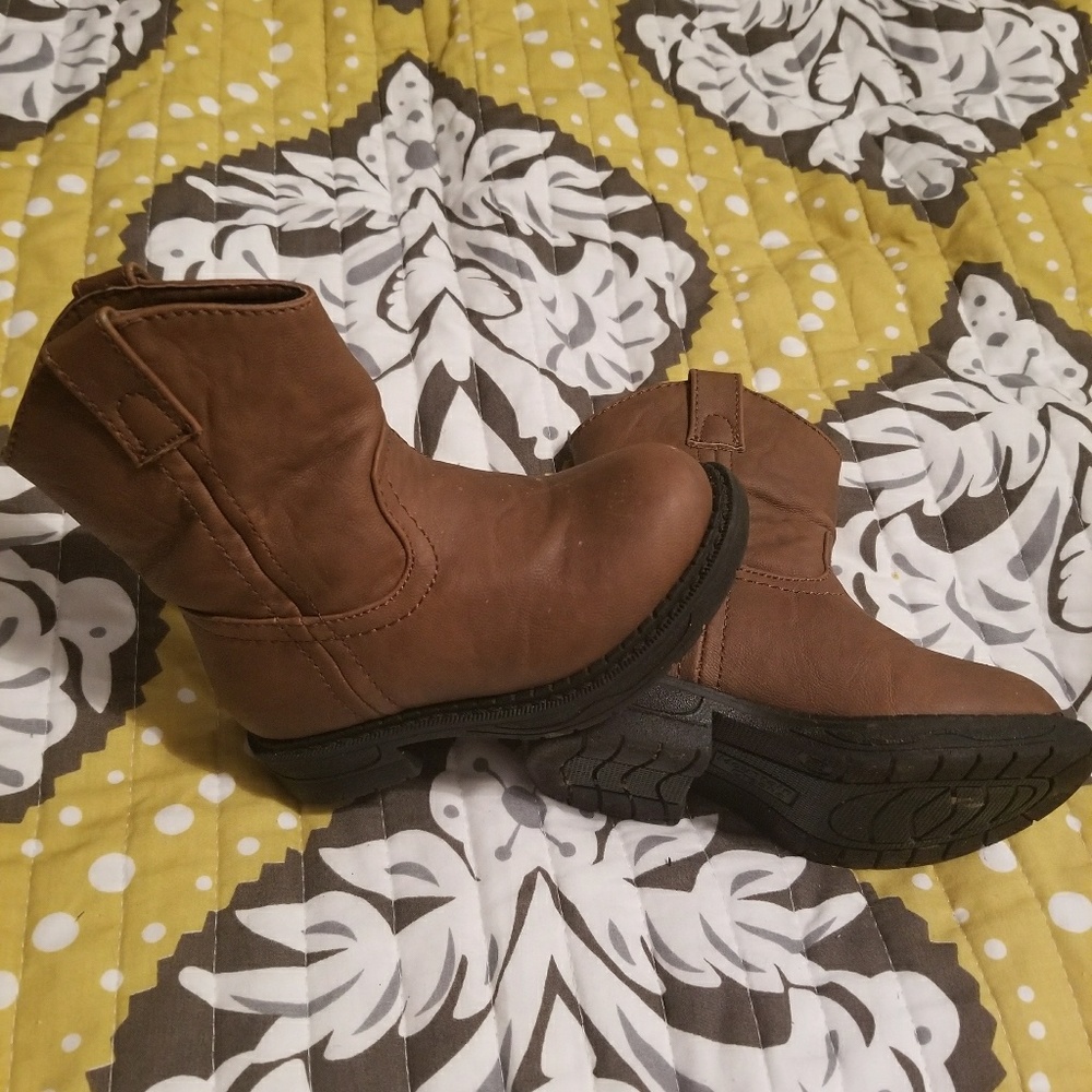 6M toddler boots